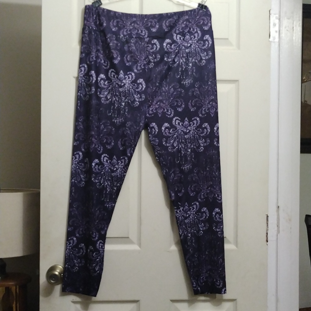 Charlie's Project Disney Inspired Haunted Mansion Wallpaper leggings sizeTC2 NWT